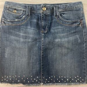 Tommy Hilfiger size 10 Denim skirt w/rhinestones. Mid length.